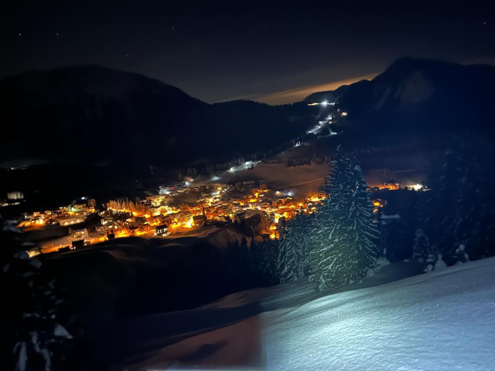 バーワングTirolivingアパートメント エクステリア 写真