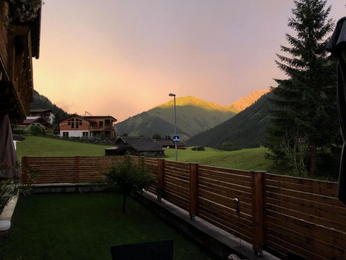 バーワングTirolivingアパートメント エクステリア 写真